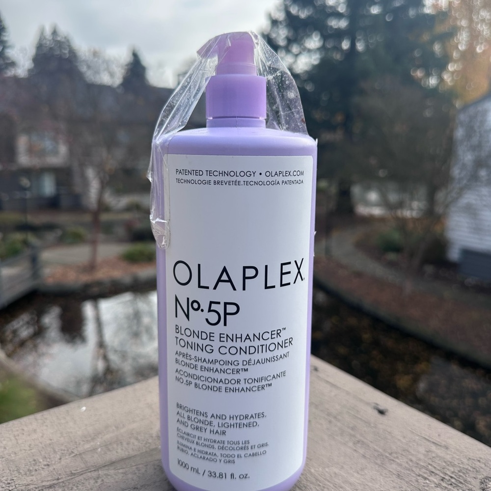 OLAPLEX No.5P Blonde Enhancer Conditioner - Light Purple